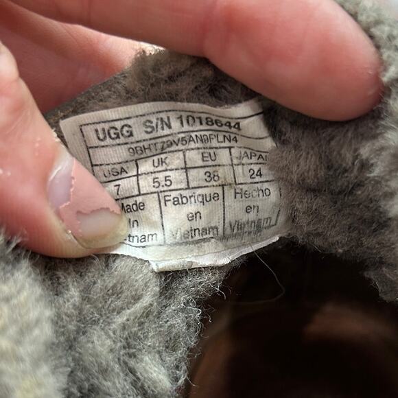 UGG Brown Taupe Block Heeled Suede Kasen Ankle Boots Booties 7 Style 1018644 - Picture 9 of 9